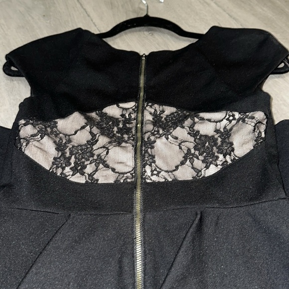 Express Elegant Black Peplum Dress size 4 - Picture 5 of 7